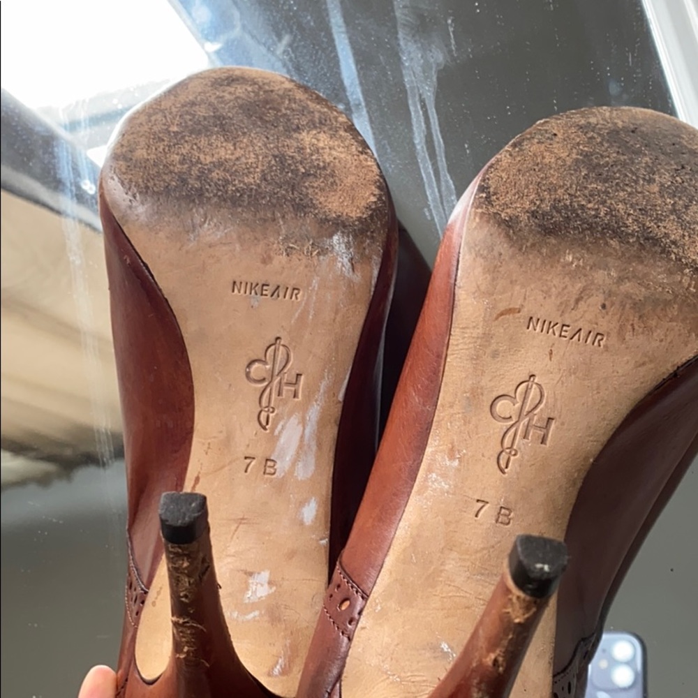 Heels - Picture 4 of 5